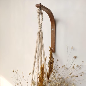 Zimmerpflanzen- / Weihnachtskranzaufhänger in natürlicher Eichenfarbe, Lichtdesign-Pflanzenhalterung-REGULAR-Größe, Wandpflanzhaken aus massivem Eichenholz
