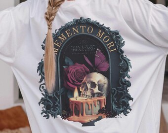 Memento Mori T-Shirt: Schädel, Rose, Schmetterling - Christliches spirituelles T-Shirt