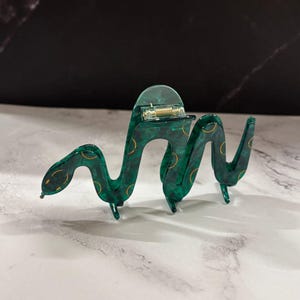 Cleopatra Green Snake Hair Claw | Asp Cobra Shaped Graphic Creative Spooky Gothic Claw Clip in Velvet Travel Bag image 4