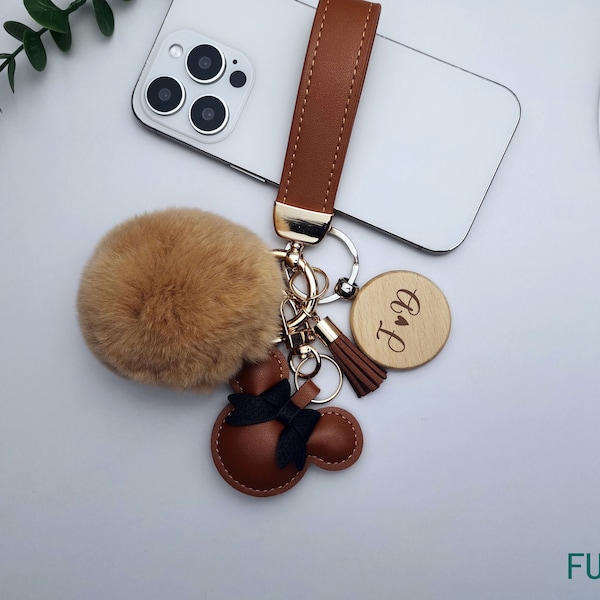 Personalized Name Leather Keyring,Luxury Keychain,Monogrammed Strap Keyring, Initials Gift,Cute Wristlet Keyring for Mom,Mothers Day Gifts