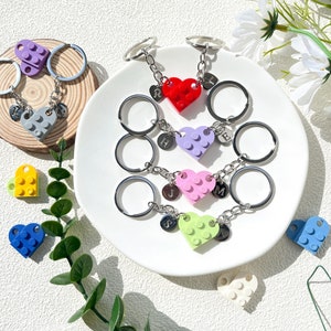 Personalisierte Anfang Herz Schlüsselbund Set, Personalisierung Paar Freund Freundin GeschenkInitials Passende Schlüsselanhänger für sie / Freund / Paar