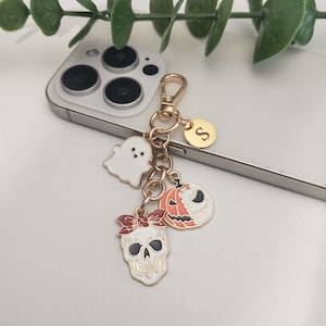 Personalized Initial Halloween Pumpkin Enamel Keychain ,Ghost Keychain Halloween Gift ,Cute Halloween Keychain, Backpack Charm, Purse Charm