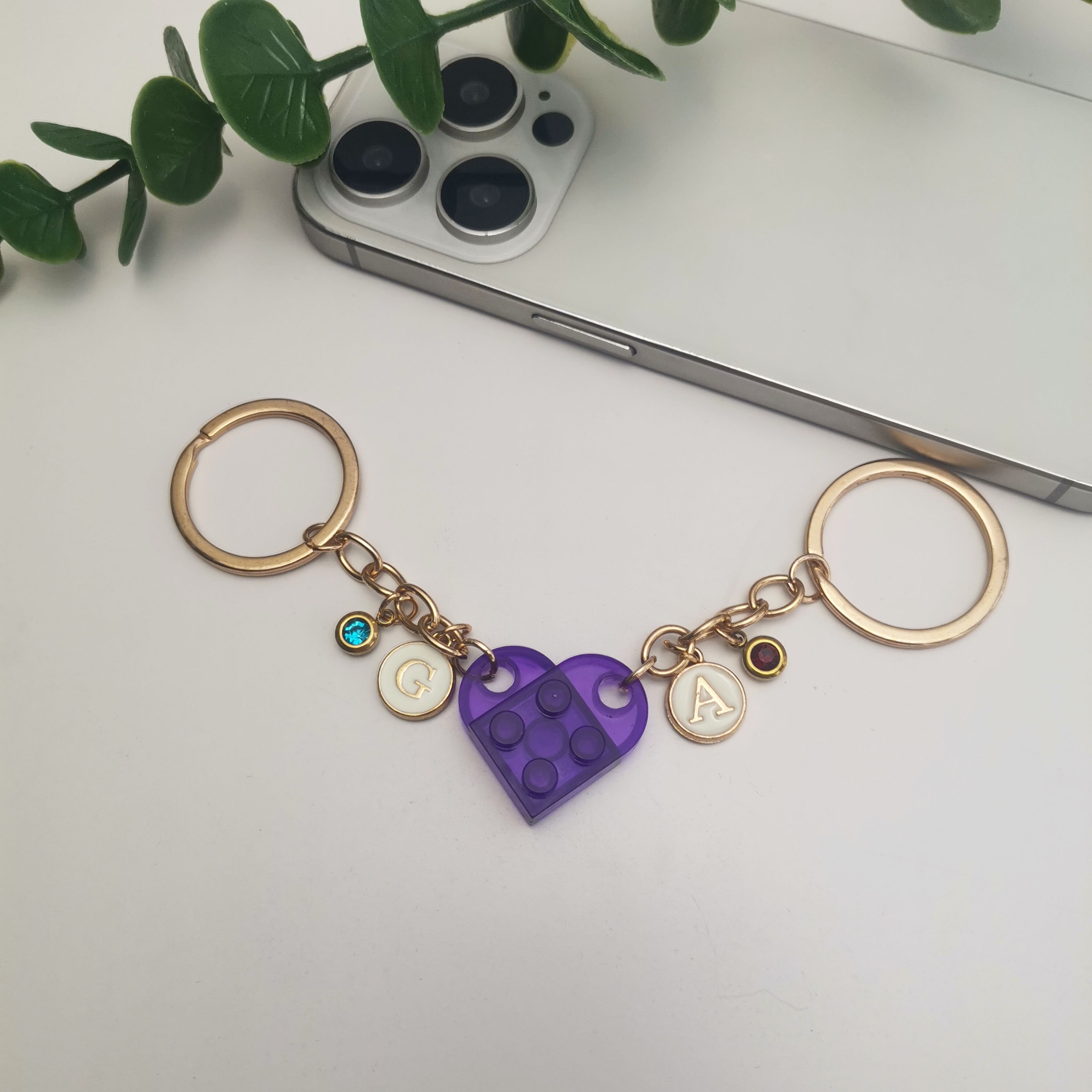 Personalisiertes Herz-Schlüsselanhänger-Set mit Initiale, Herz-Schlüsselanhänger-Set mit Initiale, Jubiläumsgeschenk, Geburtstagsgeschenk, passender Paar-Schlüsselanhänger