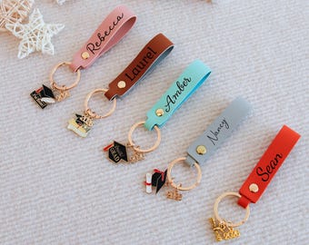 Personalized Name Leather Graduation Keychain,Graduation Gift,2026 Class Keychain,Wristlet Keychain Gift for Her, Colloege Graduation Gift