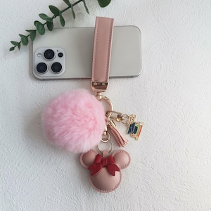 Graduation Keychain,Graduation Gift for Her,Class of 2025 Keychain,Mortarboard Keychain Gift for Daughter, Colloege Graduation Gift for Her