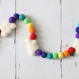 Rainbow and Clouds Felt Garland, Puffy Clouds Garland, Rainbow Garland, Rainbow Banner, Playroom Decor Rainbow, Nursery Decor Rainbow