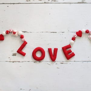 Valentine&#39;s Garland, Valentine Banner, Heart Banner, Heart Garland, Felt Heart, Valentine Felt Balls, Love Garland, Love Mantle Decor