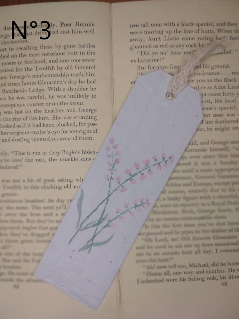 Handmade bookmark, recycled paper, handpainted with watercolours N°3