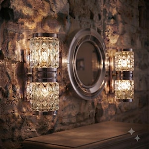 Vintage Italian Crystal Glass Sconces: Hollywood Regency Wall Lights (Pair) Design Targetti