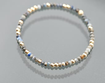 Pulseira elástica de lápis-lazúli em ouro 14K: joias com contas de pedra natural