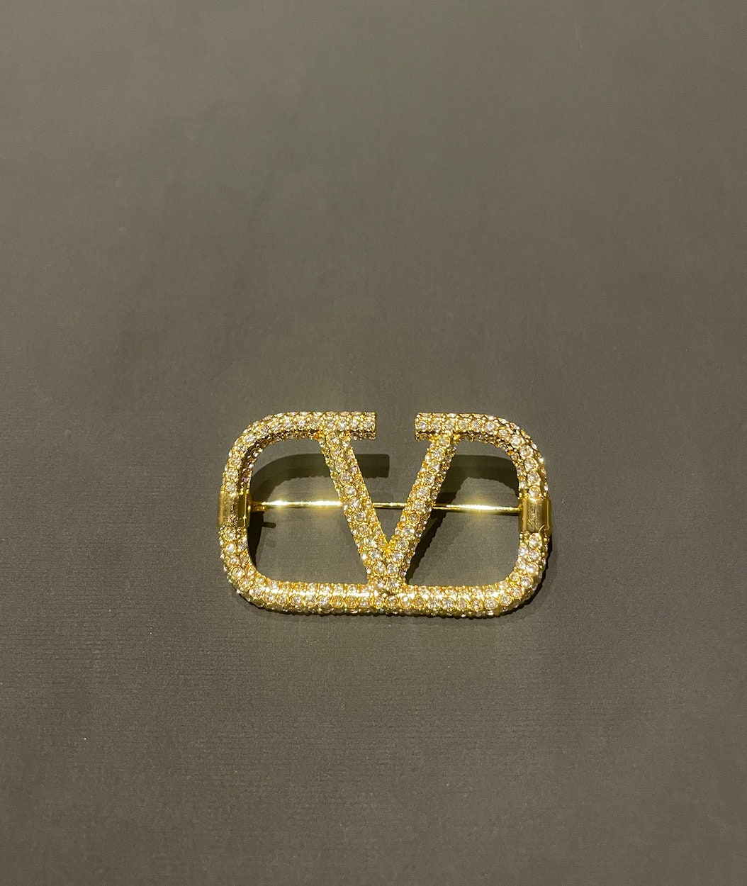 VALENTINO ブローチセット 美品 楽天市場】VALENTINO ヴァレンティノ ブローチ 4W2J0V23YCW
