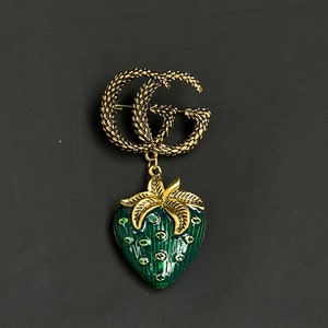 Amazing Vintage Gucci Gold Tone Brooch With Green Strawberry
