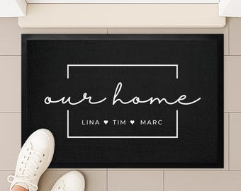 Paillasson noir personnalisé | Notre Maison | Paillasson pour couples, cadeau de pendaison de crémaillère | Cadeau de mariage | Paillasson avec nom, porte d'entrée personnalisée