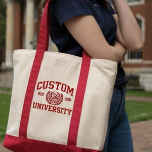 Sac fourre-tout bateau brodé universitaire personnalisé, sac fourre-tout universitaire avec logo personnalisé, produits dérivés de l'université d'État, fourre-tout universitaire, école secondaire