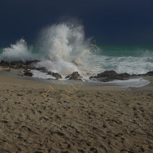 Ocean, Waves, Storm In Ocean, Waves Crashing, Beach, Dark Skies, Rocky Beach, Powerful Waves, Digital Photography, Digital Photo