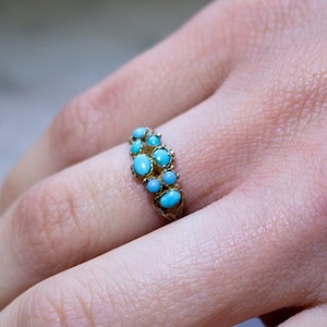 Antique 9K Solid Gold Victorian Turquoise Ring with Engraved Band - Size 5.25 US