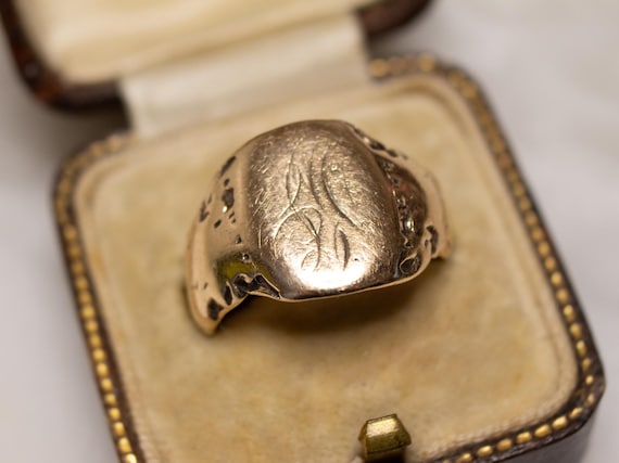 Antique Edwardian 10k Gold Signet Ring: JR Wood & Sons, Size 8.5