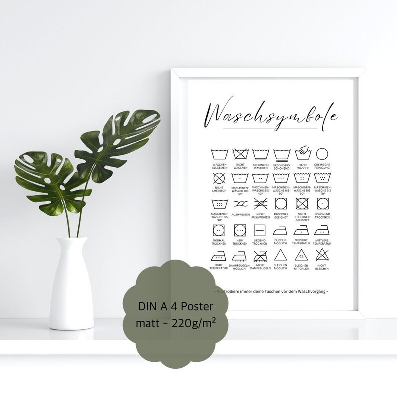 Pu&ograve; includere: Un poster in bianco e nero con simboli di lavaggio tedeschi. Il poster &egrave; intitolato "Waschsymbole" e include istruzioni per il lavaggio, l'asciugatura, la stiratura e la candeggina. Il poster &egrave; stampato su carta opaca da 220 g/m&sup2;.