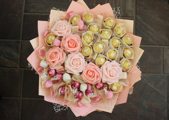 Ferrero Rocher Chocolate Bouquet: Sweet Occasion Gift Hamper, Luxury sweet gift, Birthday, Christmas, Wedding, gift for Mom, Thank you