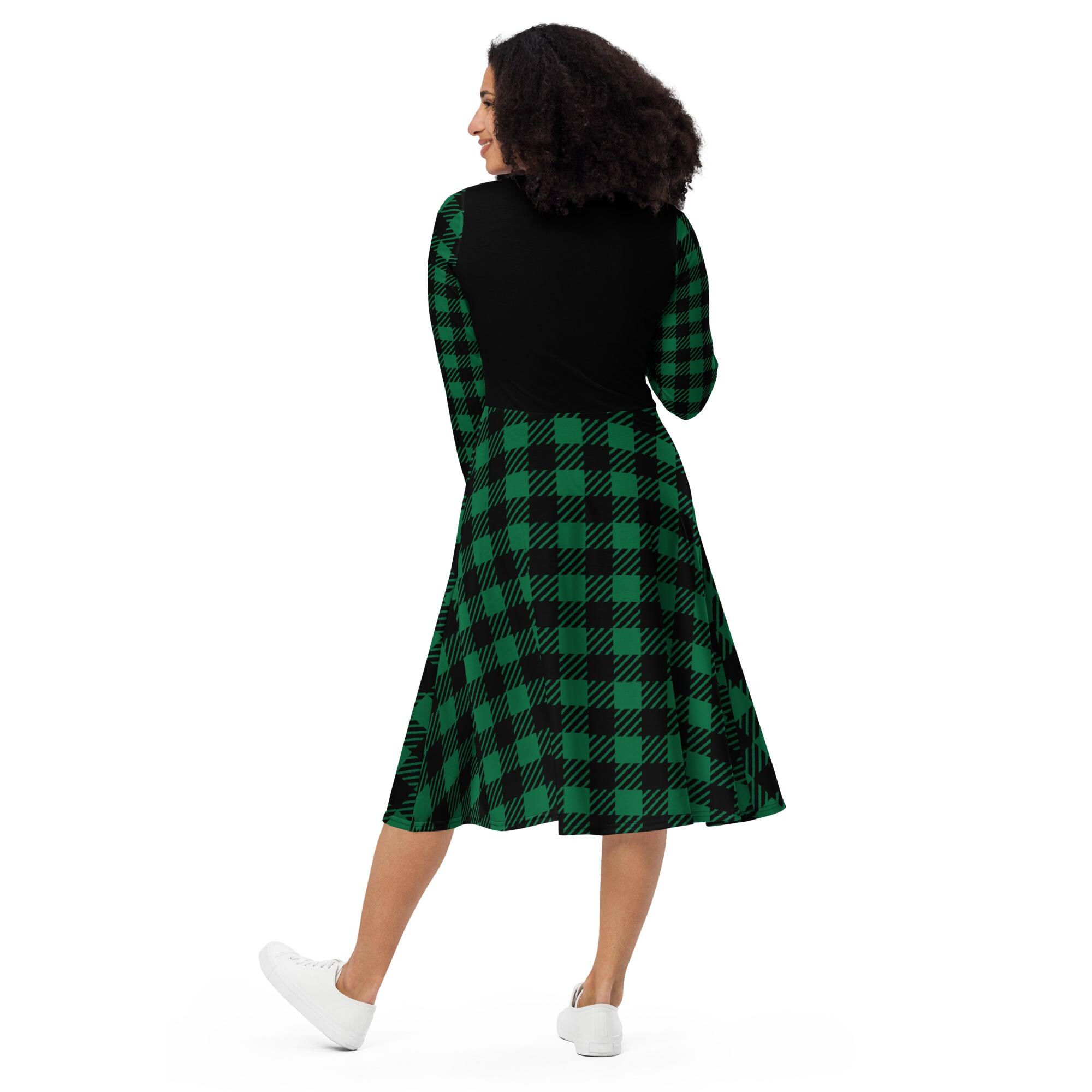 green emerald velvet dress Green Plaid Square Neck Midi Dress – Modern Millie