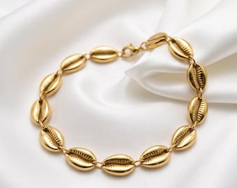 CAURI Bracelet | Gold Cowrie Shells for Protection & Prosperity, Spiritual Bracelet