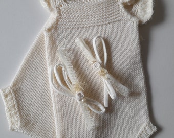 Newbornset bestaande uit lijfje en hoofdband, crème, fotoprops, fotografen