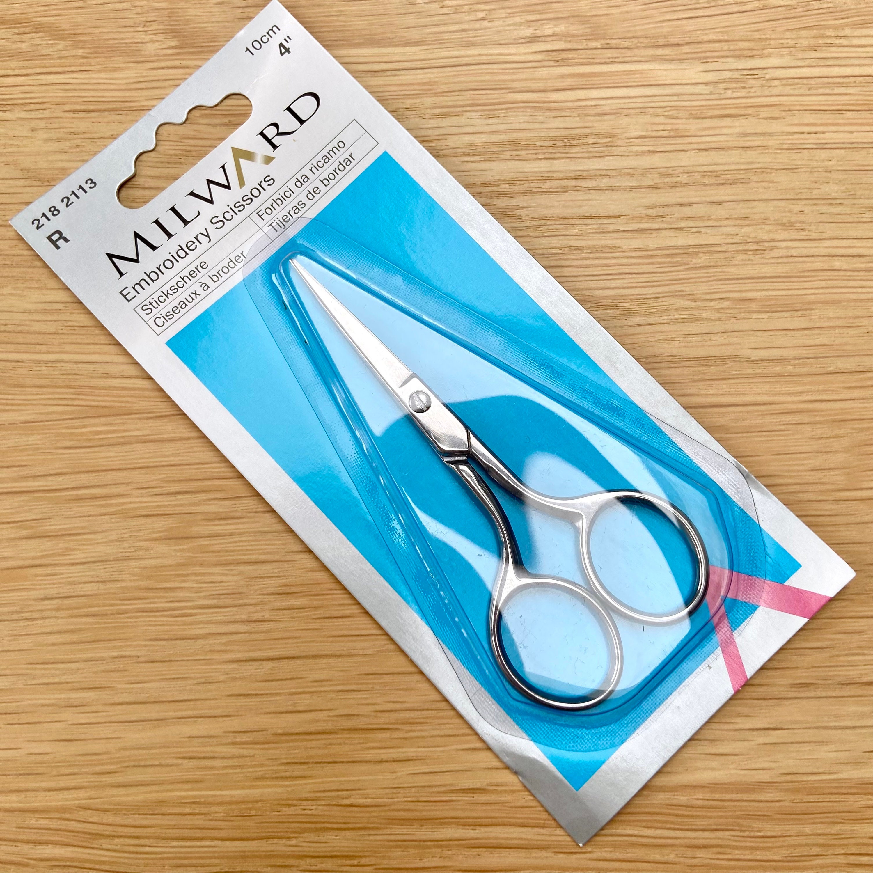 Brand New Genuine Fiskars Scissors Dressmaking Shears Razoredge Fabric  Softgrip 21cm F8185 