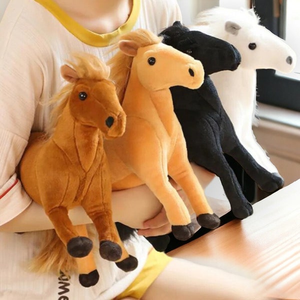 Jouet en peluche de cheval blanc, noir, marron, brun clair de 32 cm, jouets en peluche d’animaux en peluche, poupée en peluche de cheval mignonne, jouet de dessin animé fait à la main, cadeau pour les enfants