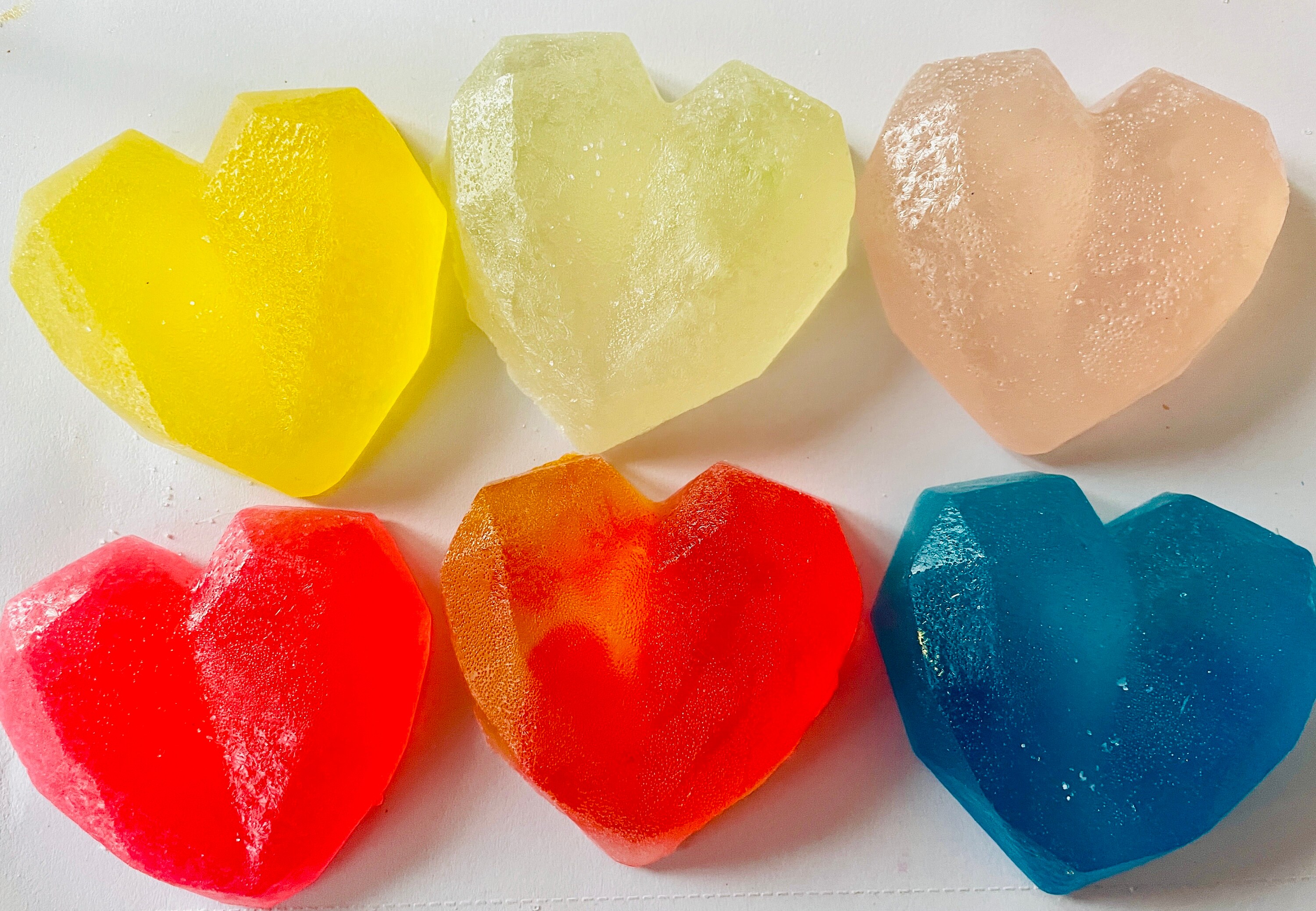 Edible crystals in the shape of heart clusters #ediblecrystals #veg, Crystal Candy
