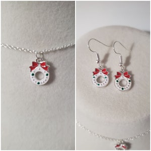 Christmas Wreath Necklace and Earring Set