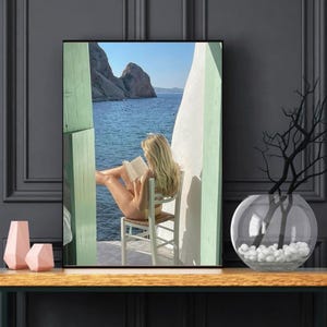 Impresión de mujer leyendo, impresiones del océano, póster de moda, decoración de baño para adolescentes, arte de pared estético, descarga digital