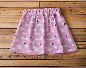 Child’s swan skirt age 3