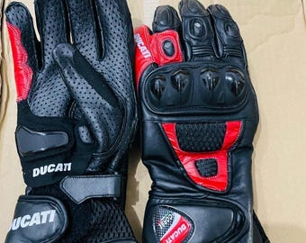 Guantes de cuero para moto Ducati: Equipamiento de protección para motociclistas.
