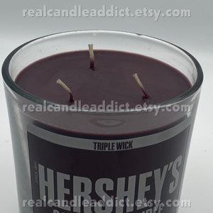 NEW Hersheys Triple Wick Scented Candle 14 oz Chocolate Bar image 2