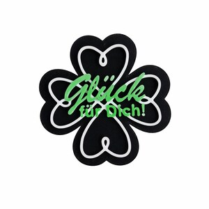 Amuleto de la suerte impreso en 3D: trébol con la inscripción «Luck for you»