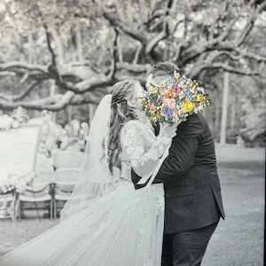 Ręcznie haftowane zdjęcie ślubne na płótnie