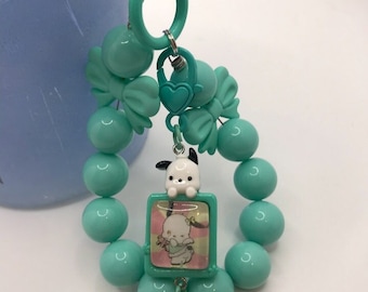 Pochocco dangle series mint phone wristlet