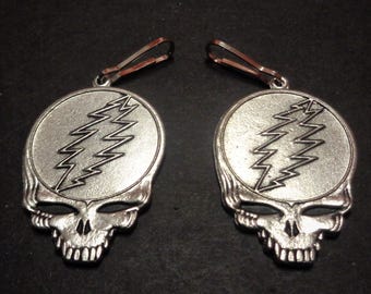 New Disc Golf 2 Zipper Pulls. 2" Very Unique + 1-4" Sticker.