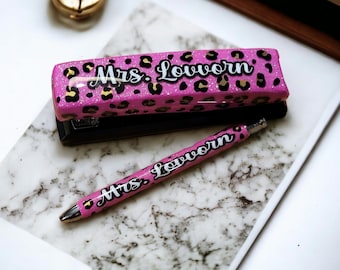 Personalized Teacher Name Stapler: Custom Desk Accessory