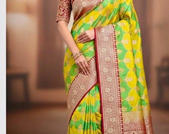 Sari Banarasi de seda pura con blusa bordada (tallas 32-46), ideal para fiestas y cócteles.