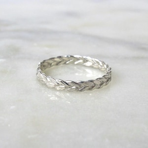 Sterling Silver 3mm Laurel Wreath Ring: Greek and Roman Style Band