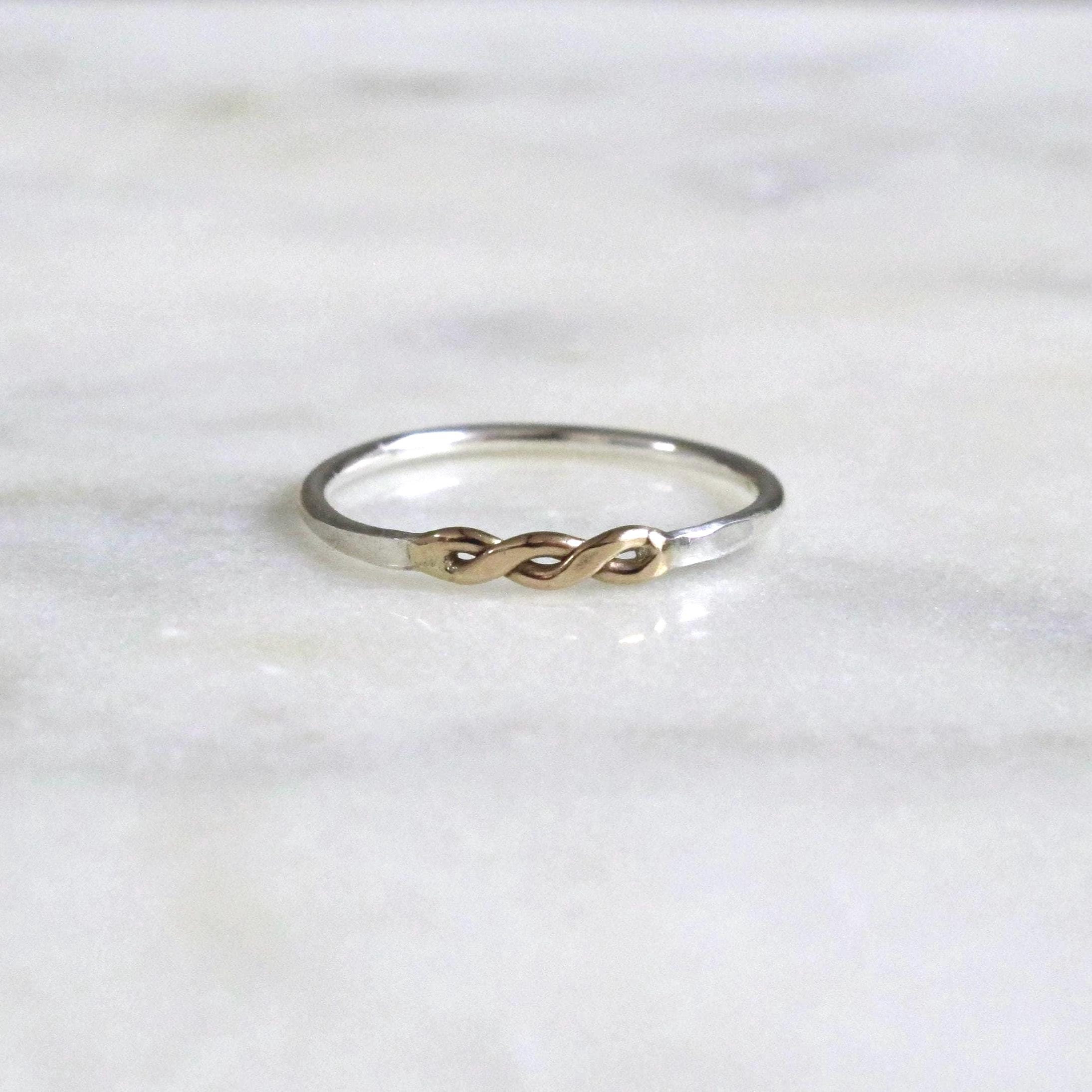 ミックスメタルツイストリング：14金とスターリングシルバー - Etsy 日本