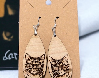 Engraved cats in glasses earrings