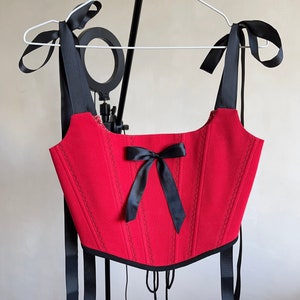 Corsé rojo, corsé negro, top de mujer, corsé con lazo, corsé de tendencia, top romántico
