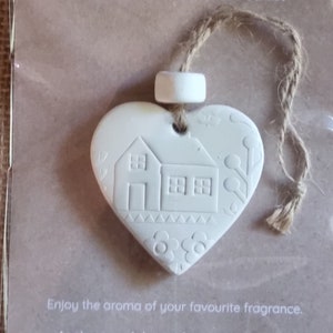 Diffuseur d'huiles essentielles, coeur en céramique, cadeau de pendaison de crémaillère, décoration d'intérieur, cadeau pour un ami, un enseignant, cadeau de Noël, poterie faite main