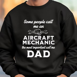 Aircraft Mechanic Dad Unisex Heavy Blend™ Crewneck Sweatshirt Fathers Day Shirt