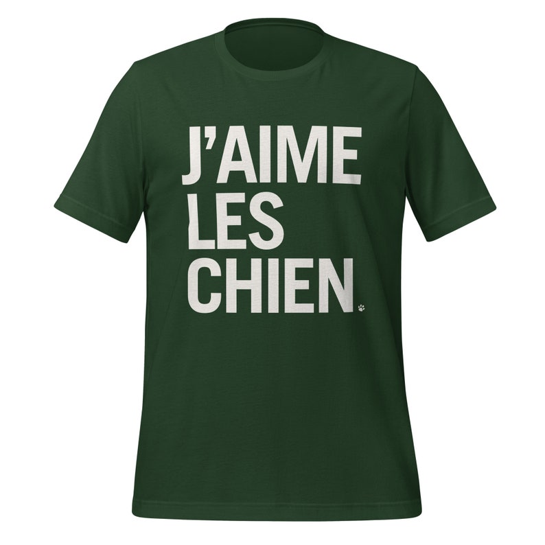 Elevate your love for dogs with our fashionable T-shirt collection, featuring J'Aime les Chiens, meaning I love dogs in French, available in a selection of stylish colours.