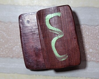 Weird Green Squiggle Slider,  a 4-Click Quiet Wooden Fidget Slider