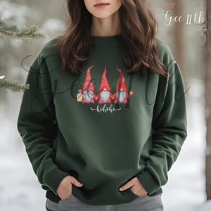Trzy świąteczne krasnoludki sweter Święty Mikołaj Elf Bluza Uroczy prezent świąteczny koszulka Zimowe wakacje rodzina dw wycieczka koszulka Nowy rok Wesoły i jasny