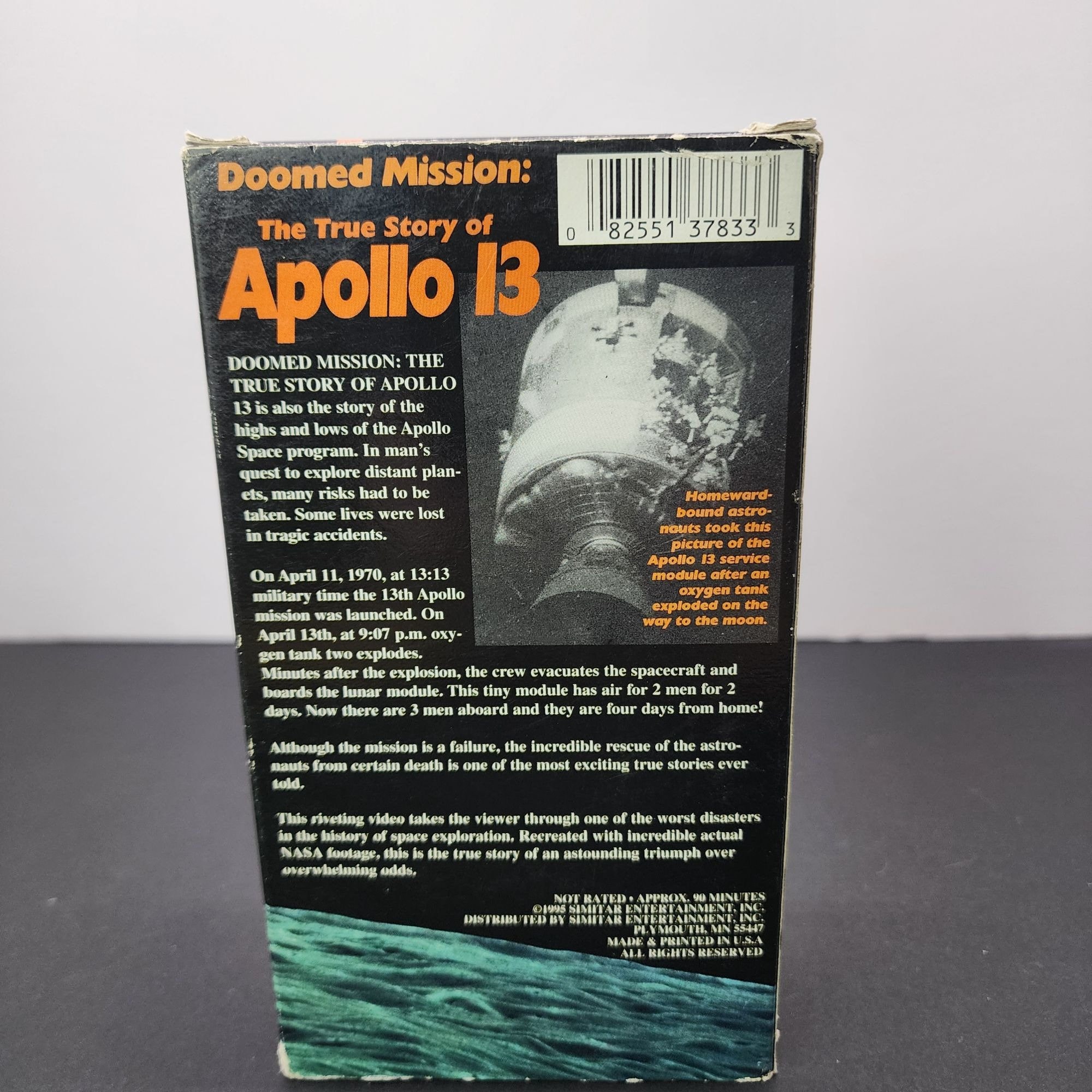Apollo Missions to the Moon [VHS]